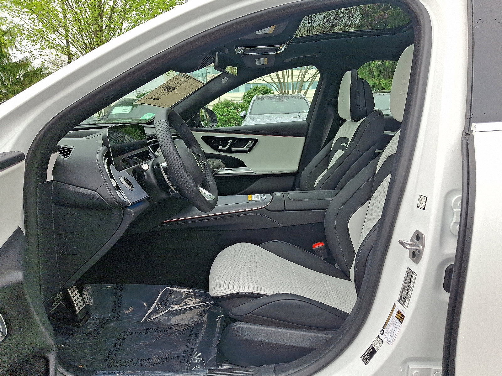 2026 Mercedes-Benz E-Class AMG E53 - Photo 9
