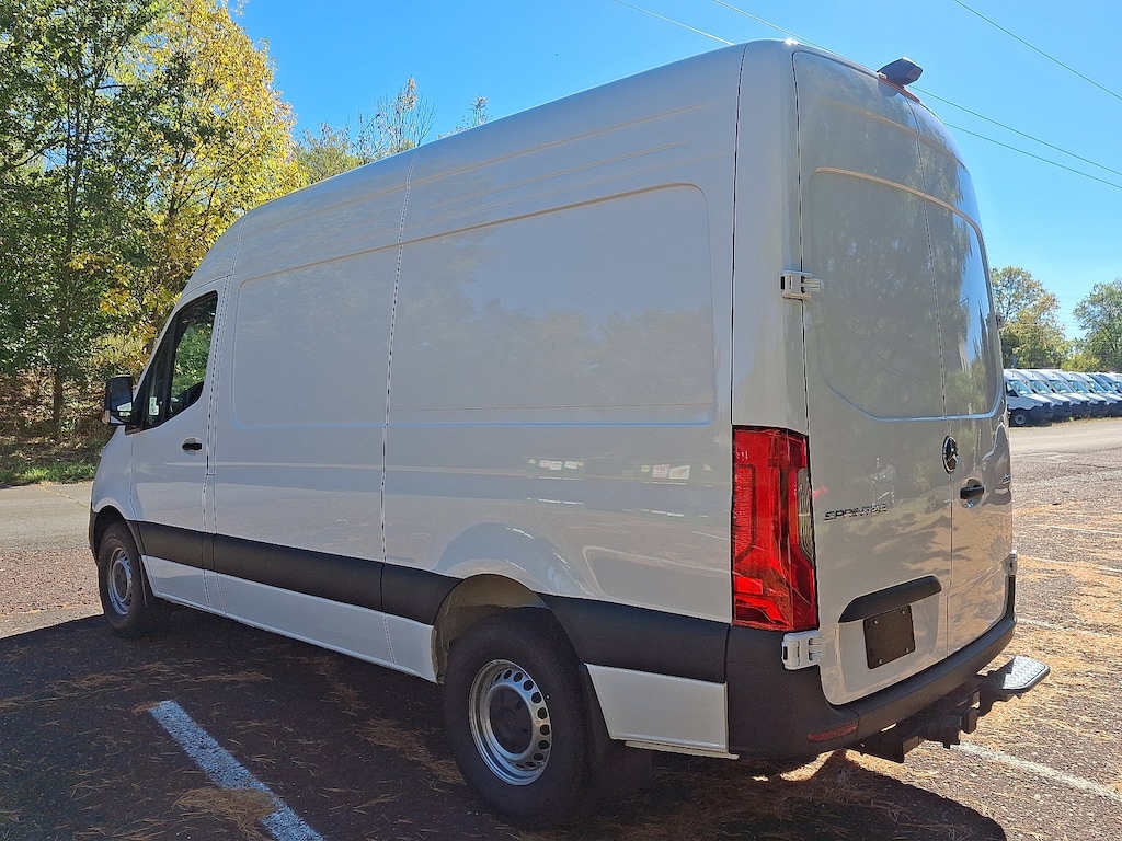 New 2026 Mercedes-Benz Sprinter 2500 Standard Roof 4-Cyl Diesel Full-size Cargo Van
