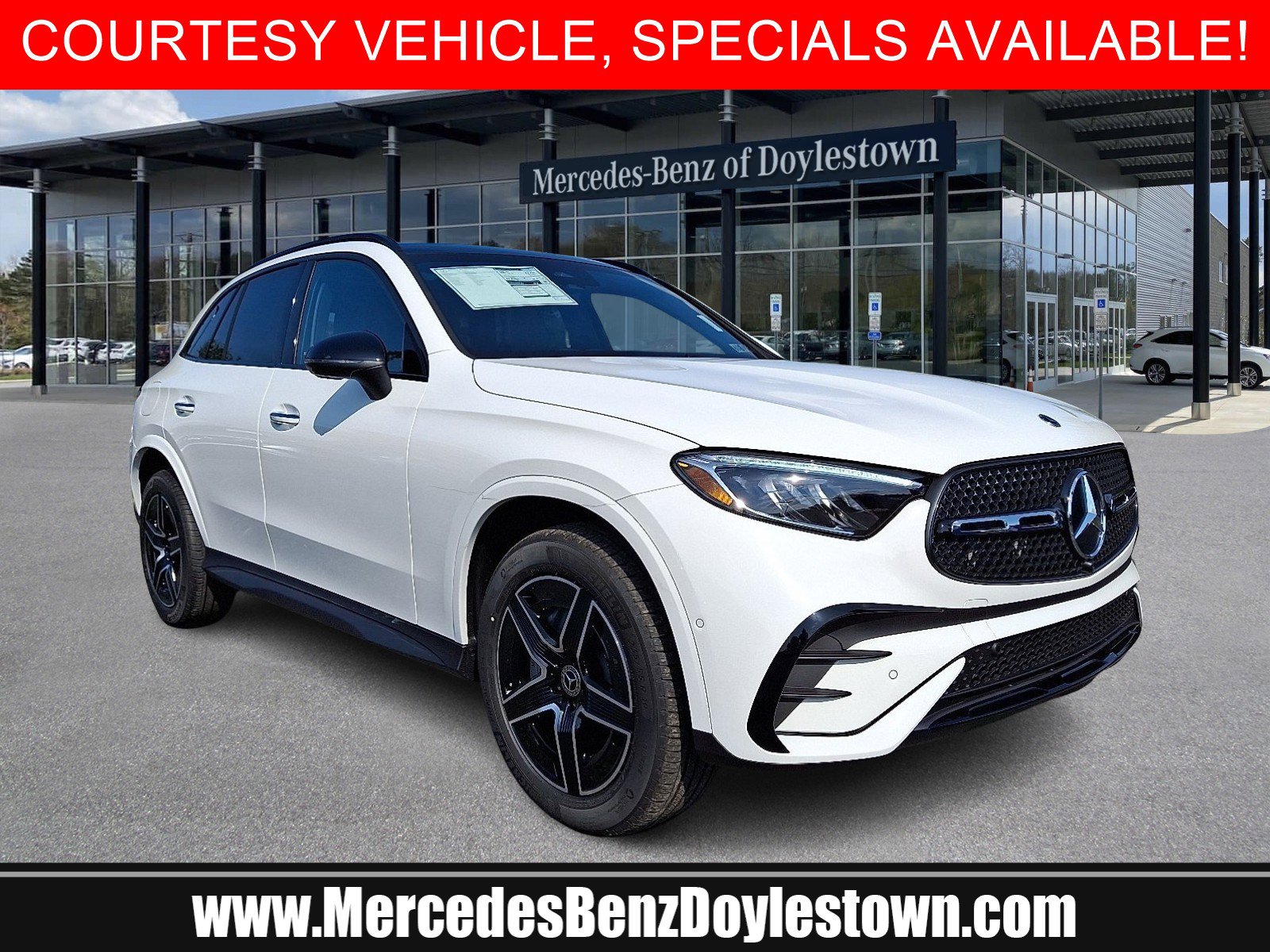 2025 Mercedes-Benz GLC Base's photo