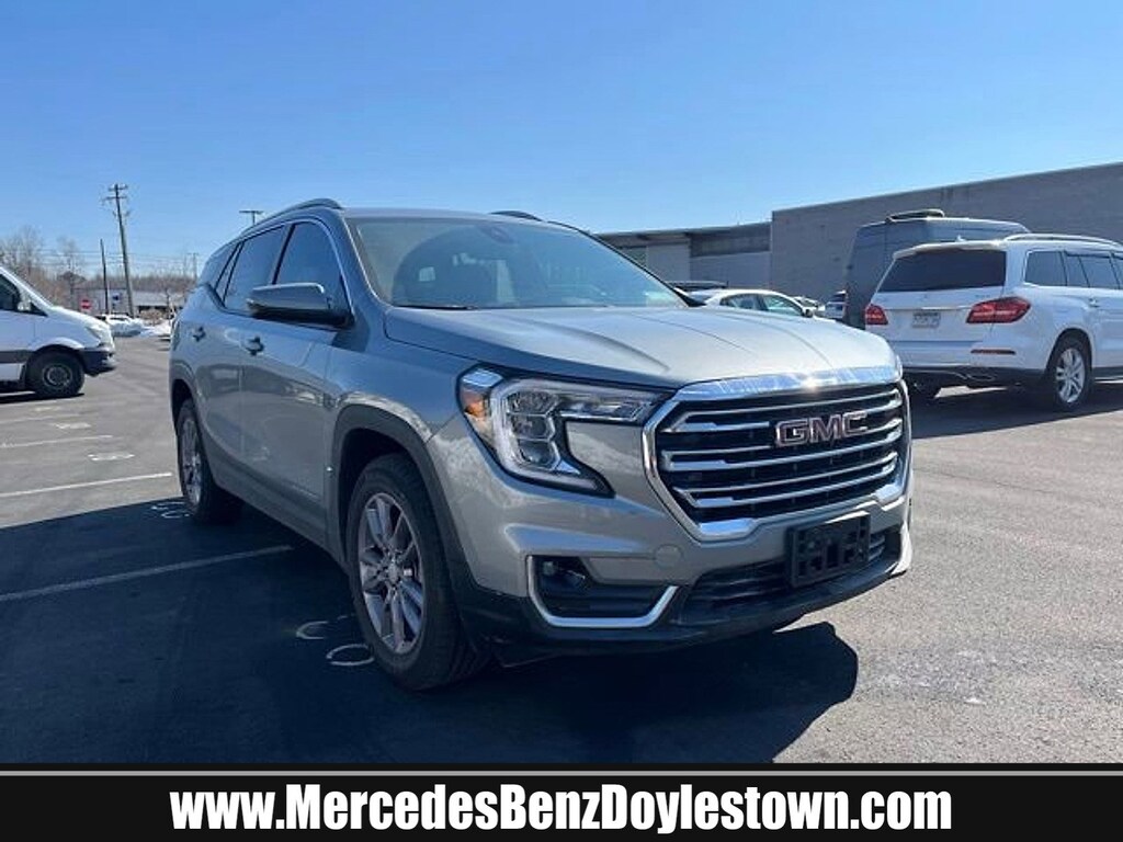 Used 2024 GMC Terrain SLT SUV