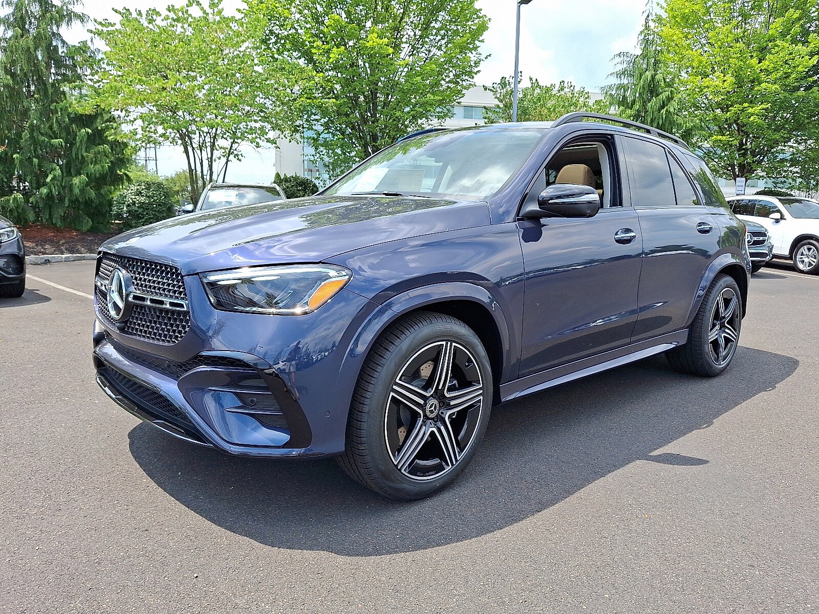 2026 Mercedes Benz GLE 350 4MATIC photo 3
