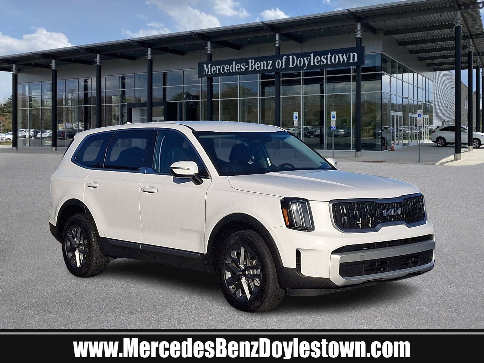 2025 Kia Telluride LX's photo