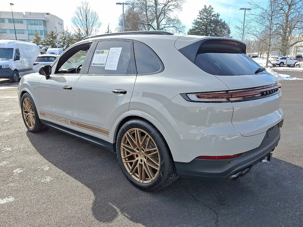 Used 2024 Porsche Cayenne S SUV