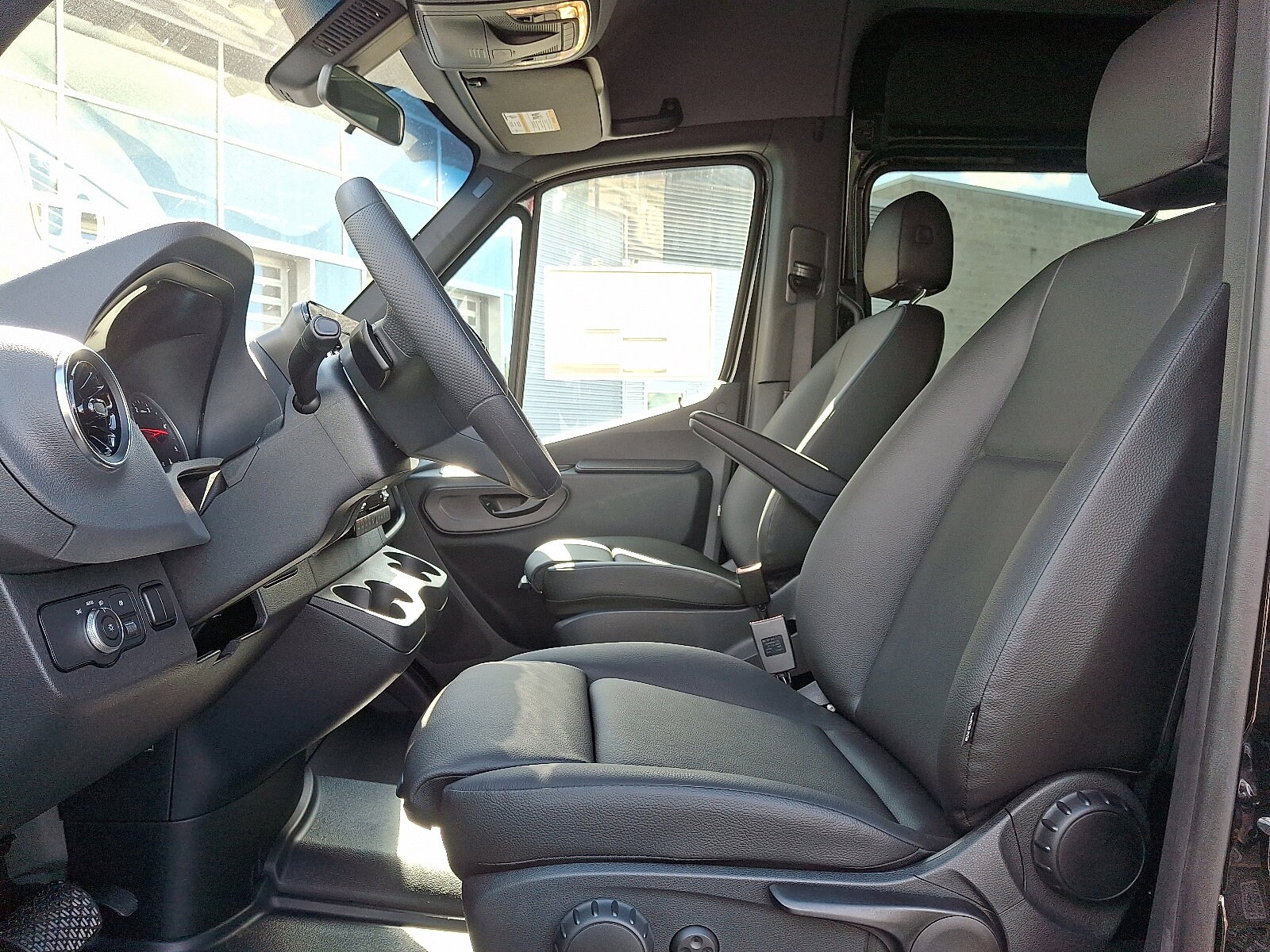 2025 Mercedes-Benz Sprinter Passenger Van Base - Photo 9