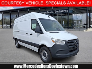 2025 Mercedes-Benz Sprinter 2500 Standard Roof 4-Cyl Diesel Full-size Cargo Van