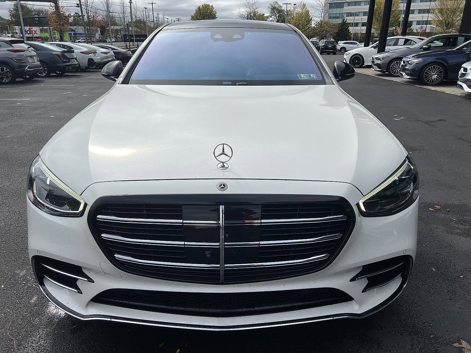 2022 Mercedes Benz S 580 4MATIC photo 2