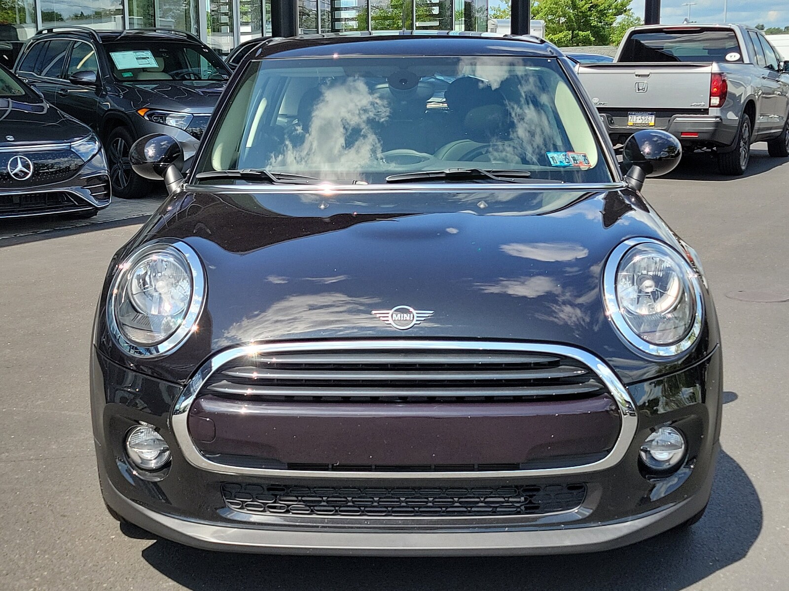 Used 2019 MINI Hardtop 4 Door Base with VIN WMWXU1C59K2H83004 for sale in Doylestown, PA