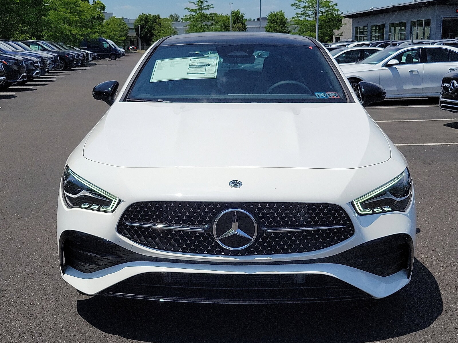 2025 Mercedes Benz CLA 250 4MATIC photo 2