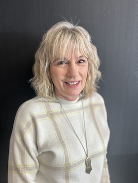 Staff member Renate Pera from ID_086b71017272