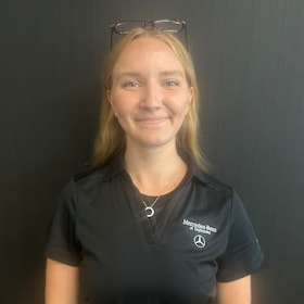Staff member Brielle Worrall from ID_e7c26418b880