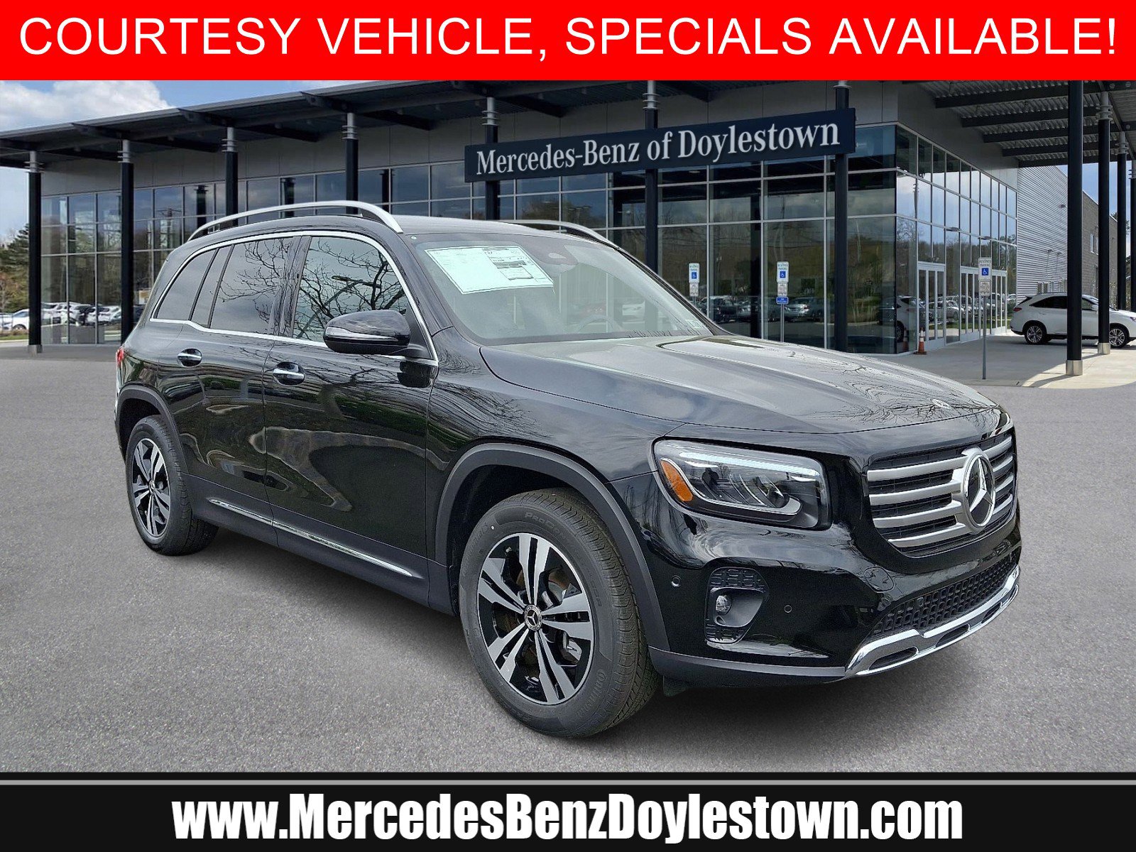 2025 Mercedes-Benz GLB Base's photo