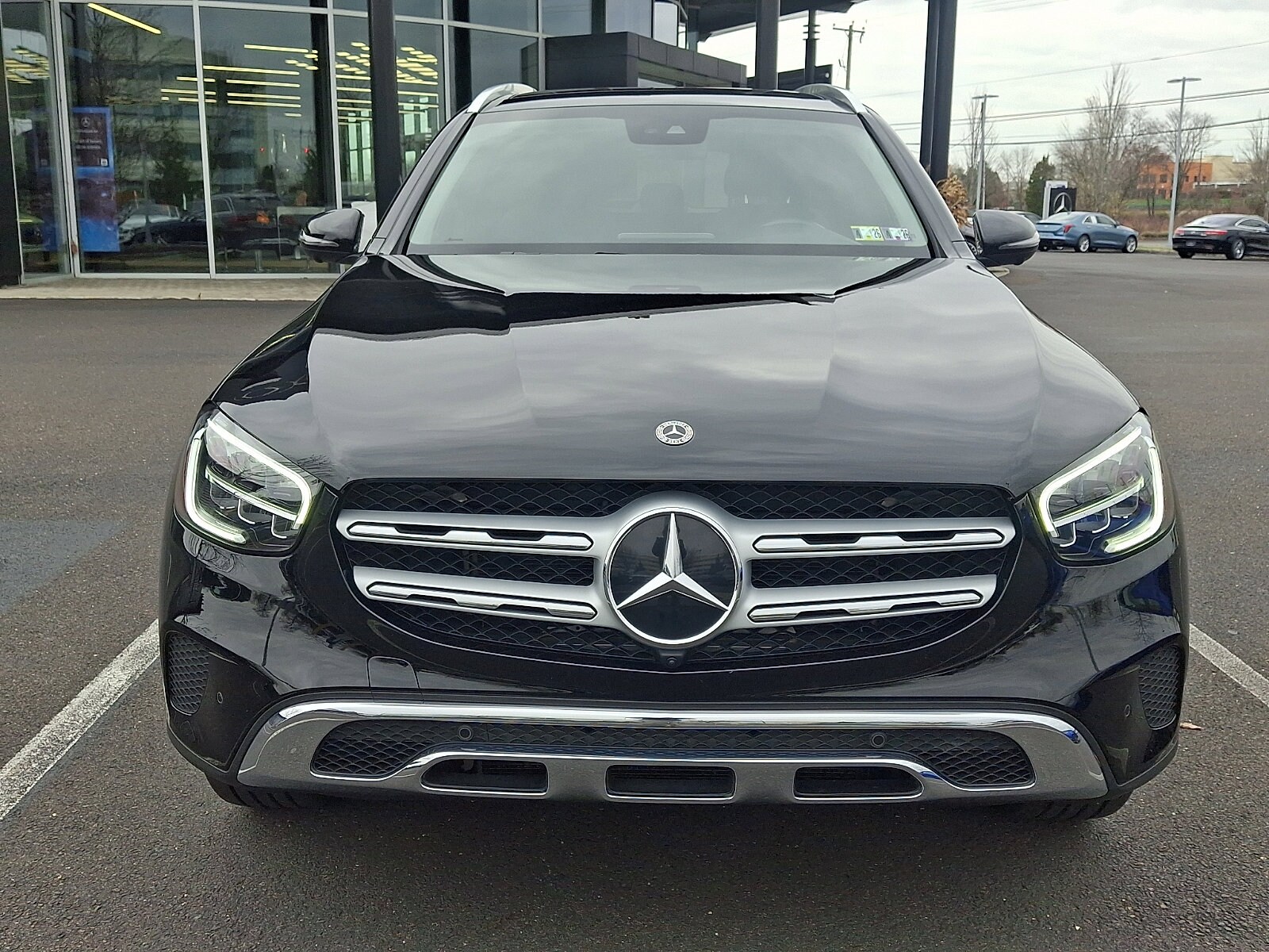 2022 Mercedes Benz GLC 300 4MATIC photo 2