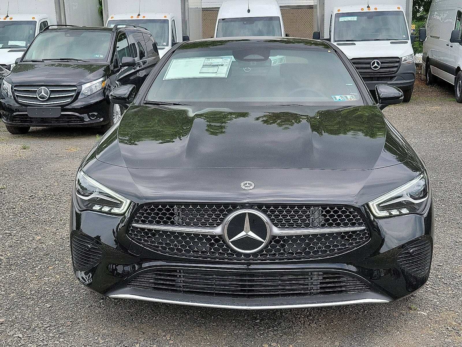 2025 Mercedes Benz CLA 250 4MATIC photo 2