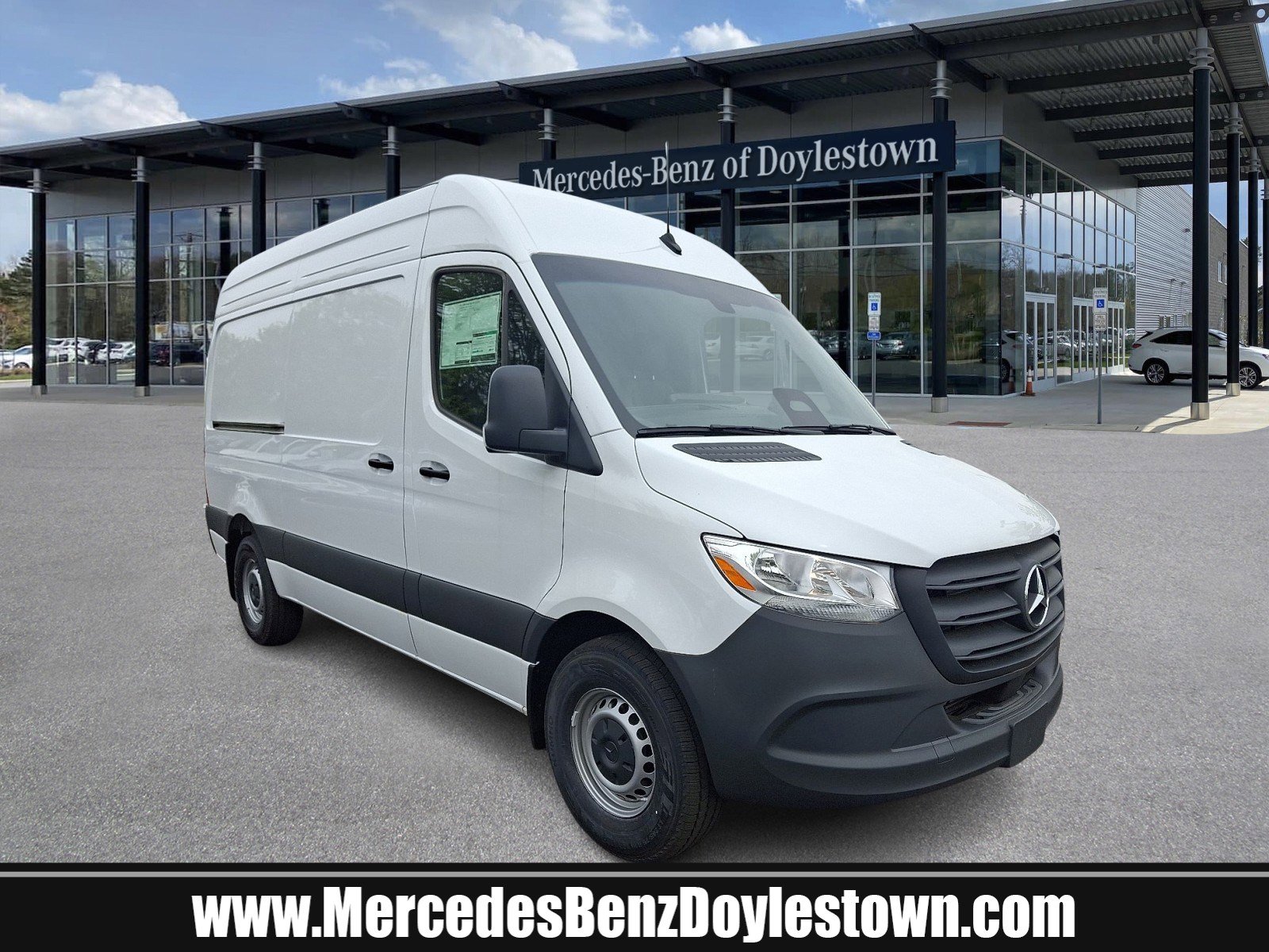 2026 Mercedes-Benz Sprinter 2500 144 WB's photo