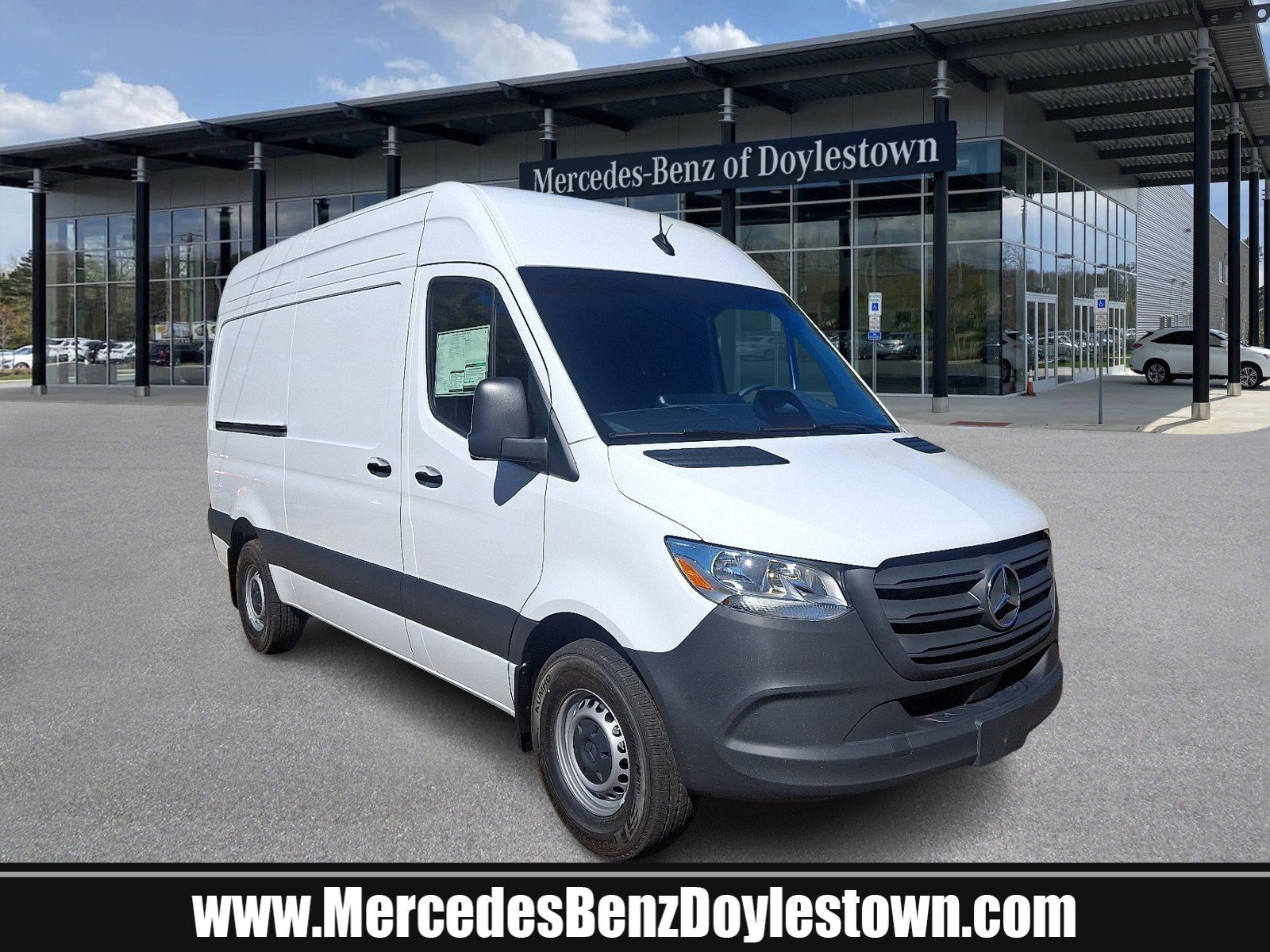 2026 Mercedes-Benz Sprinter Cargo Van Base's photo