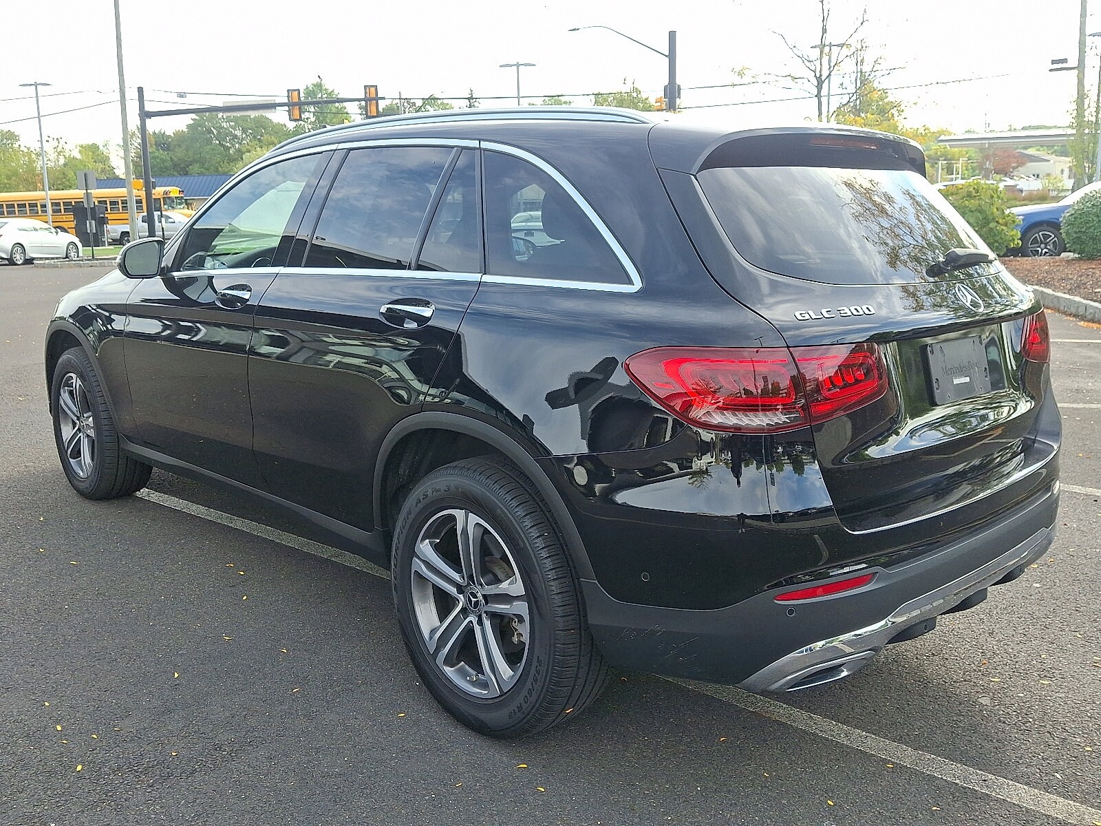 2021 Mercedes Benz GLC 300 4MATIC photo 3