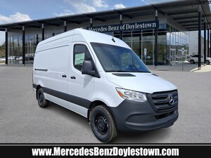 2025 Mercedes-Benz Sprinter 2500 Standard Roof 4-Cyl Diesel Full-size Cargo Van