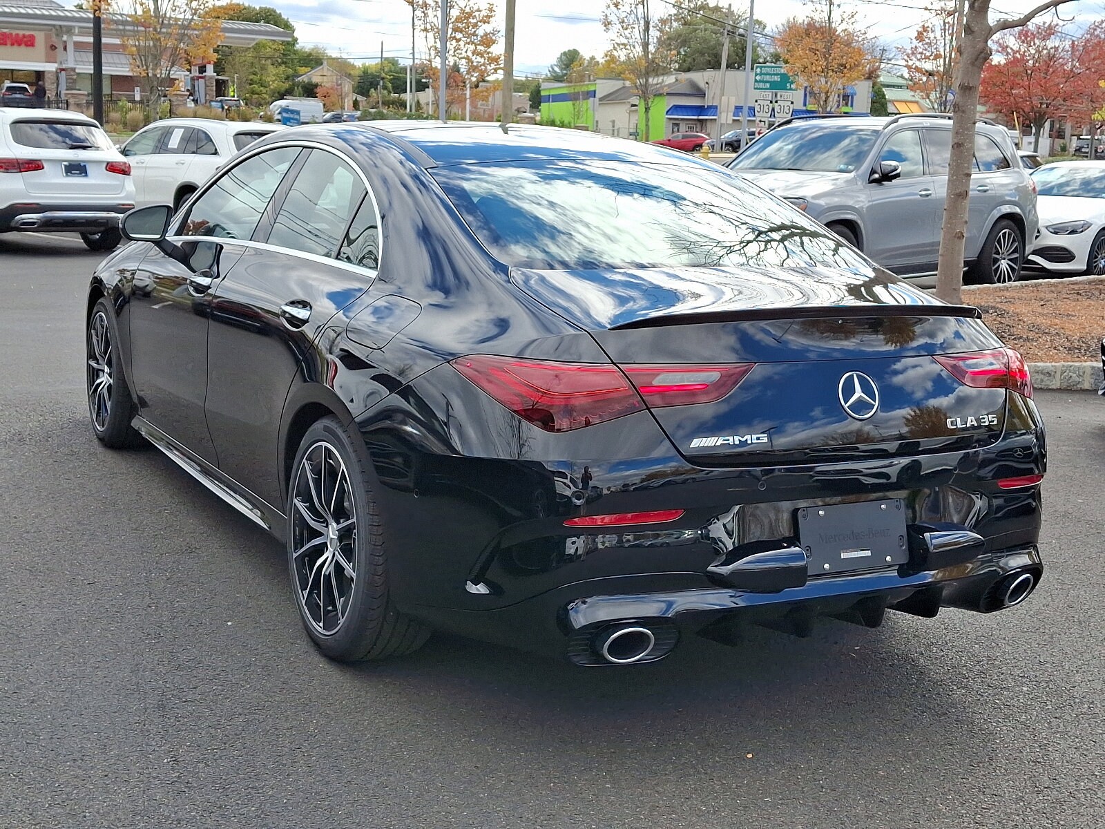 2025 Mercedes Benz CLA AMG 35 4MATIC photo 4