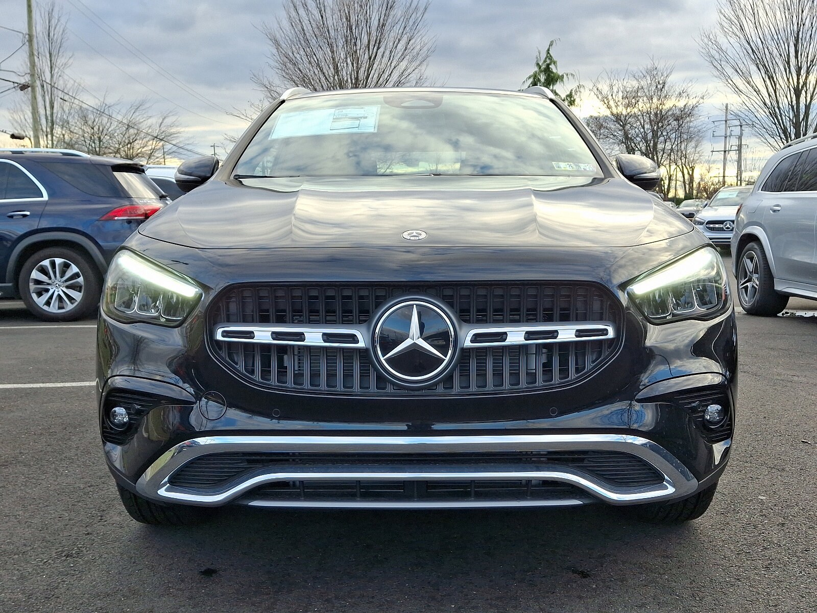 2025 Mercedes Benz GLA 250 4MATIC photo 2