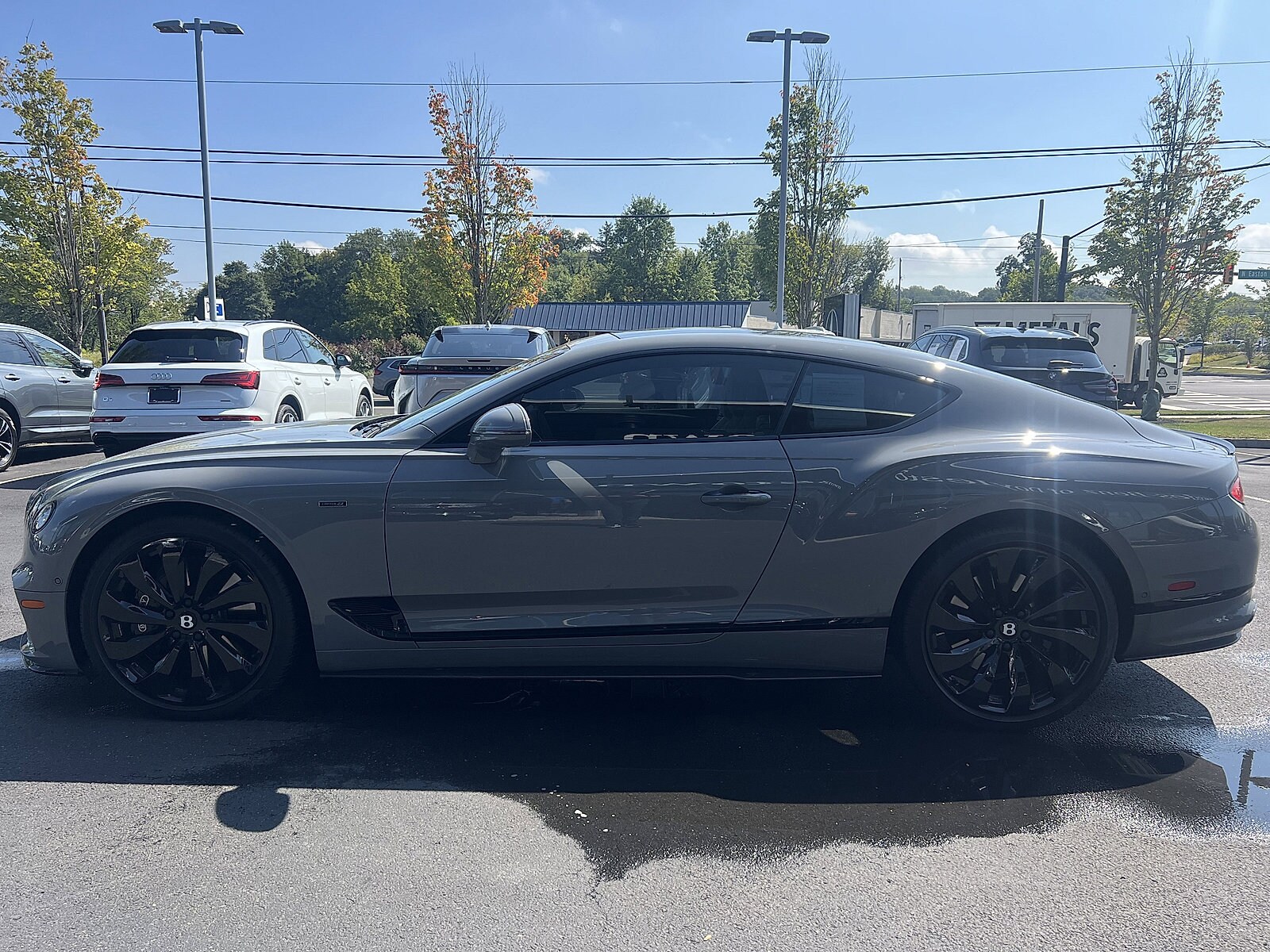 2024 Bentley Continental GT V8 photo 4