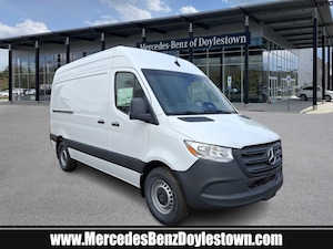 2025 Mercedes-Benz Sprinter 2500 Standard Roof 4-Cyl Diesel Full-size Cargo Van