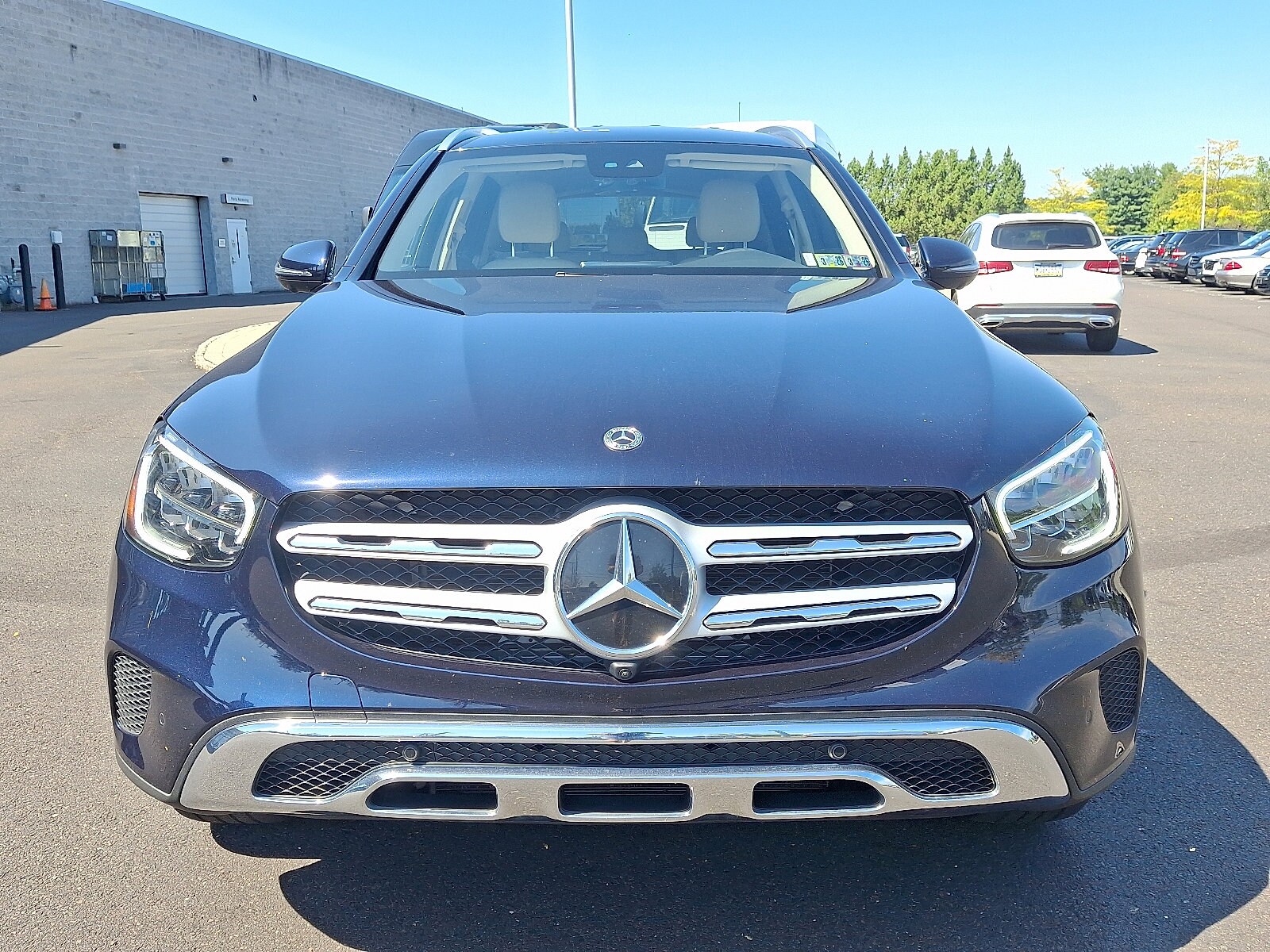 2022 Mercedes Benz GLC 300 4MATIC photo 2