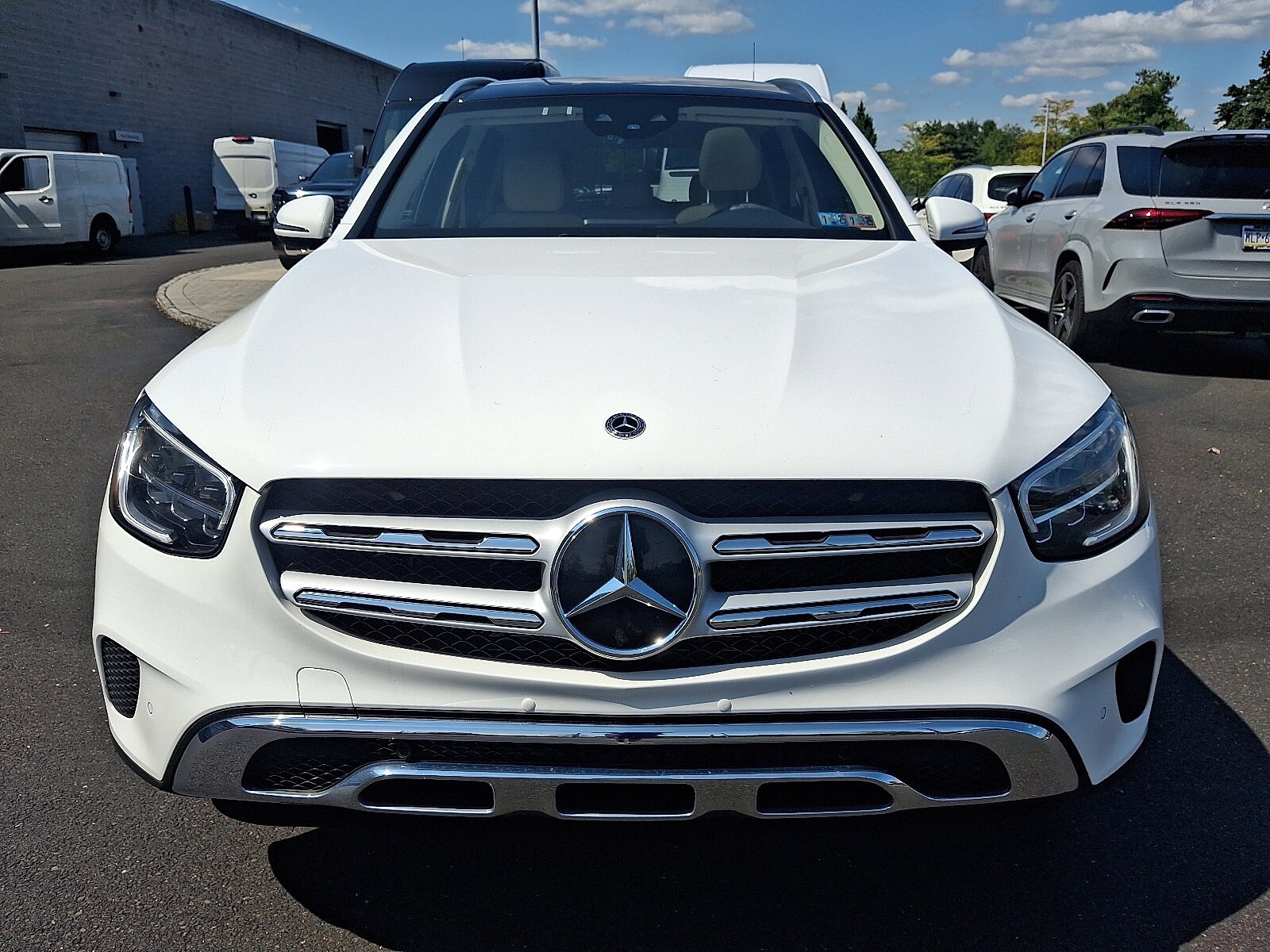 2021 Mercedes Benz GLC 300 4MATIC photo 2