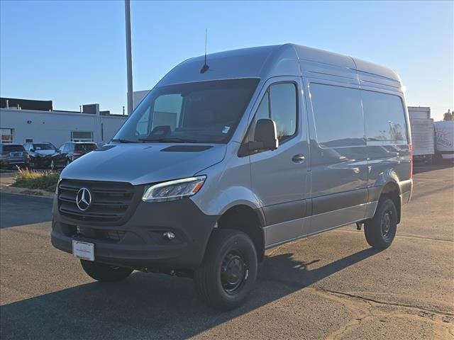 2026 Mercedes-Benz Sprinter Cargo Van Base's photo