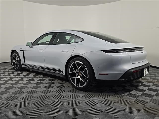 2025 Porsche Taycan S photo 3
