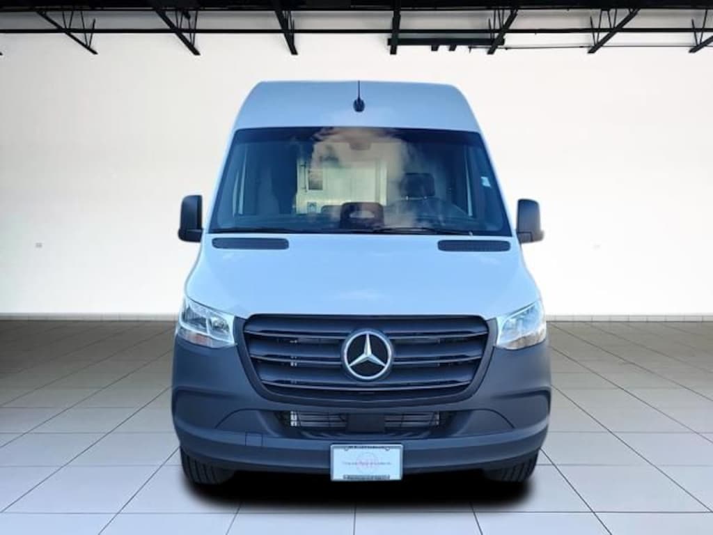 New 2025 Mercedes-Benz Sprinter 2500 Standard Roof 4-Cyl Diesel Van Cargo Van