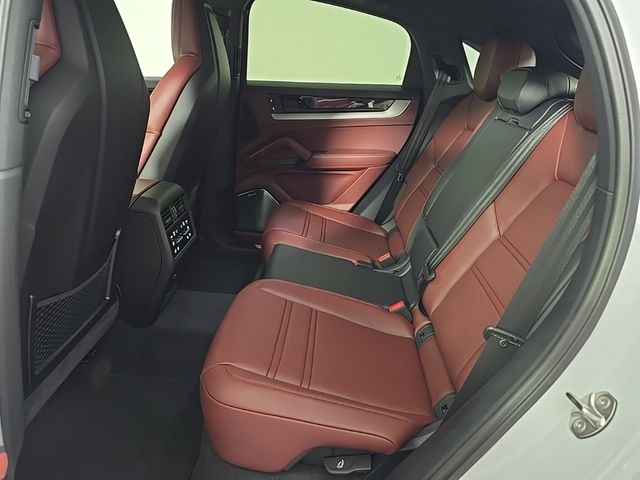 2025 Porsche Cayenne Coup S E-Hybrid - Photo 15