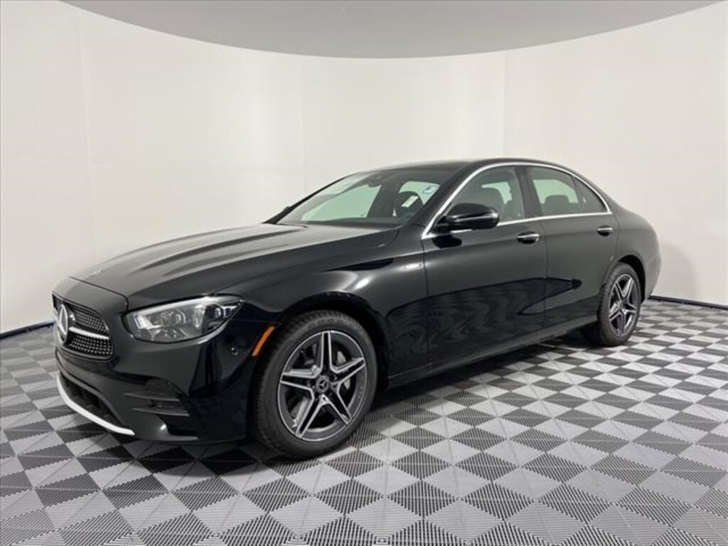 New 2023 MercedesBenz EClass AUTO Milwaukee, Waukesha WI