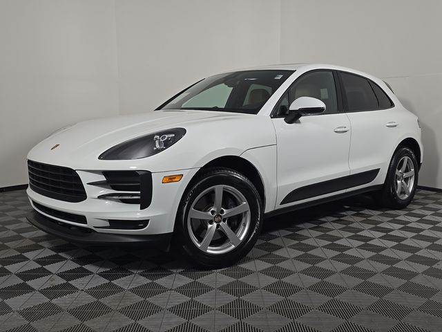 2020 Porsche Macan -'s photo