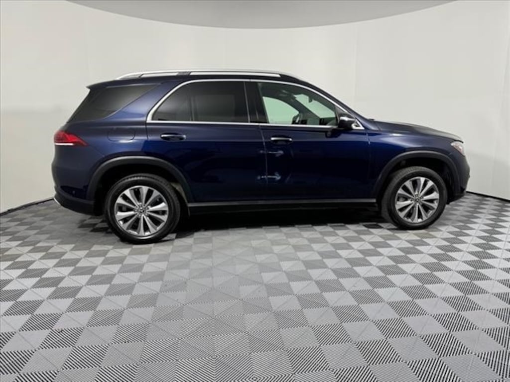 Used 2022 MercedesBenz GLE Auto Milwaukee Wisconsin Waukesha WI