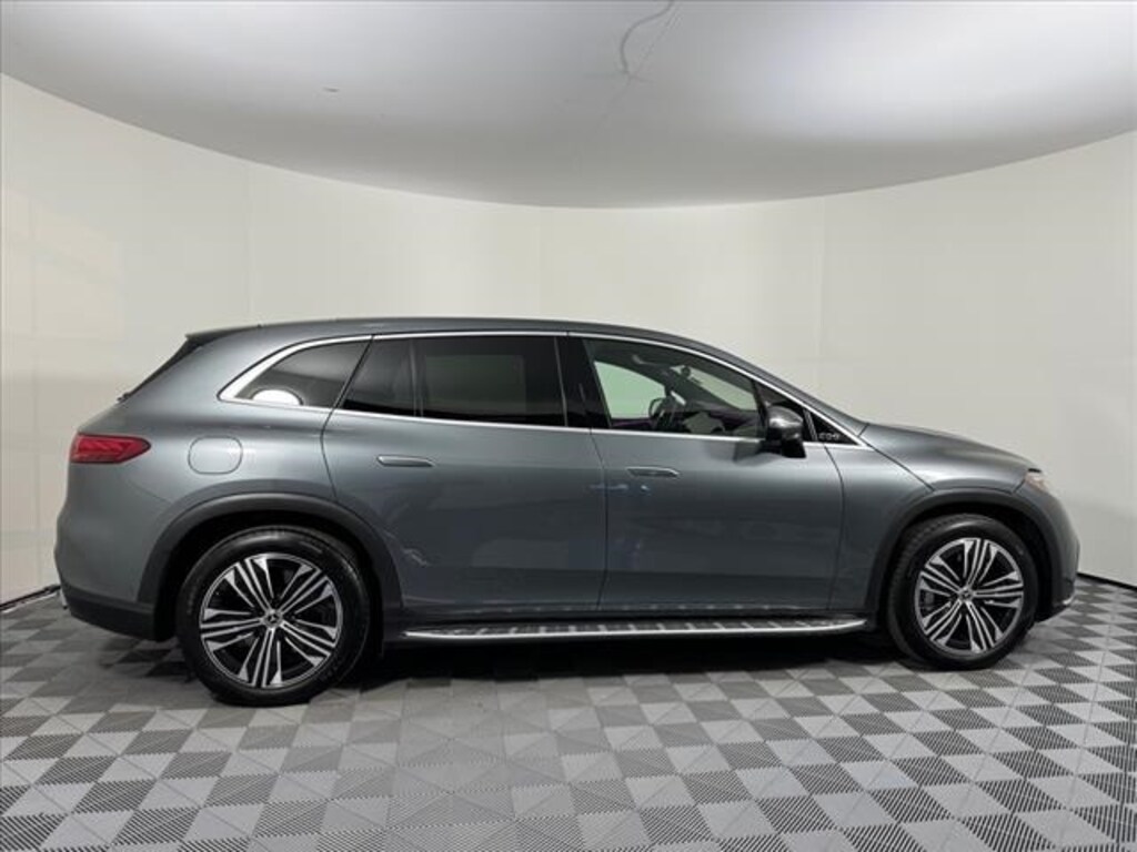 Used 2024 MercedesBenz EQS Auto Milwaukee Wisconsin Waukesha WI