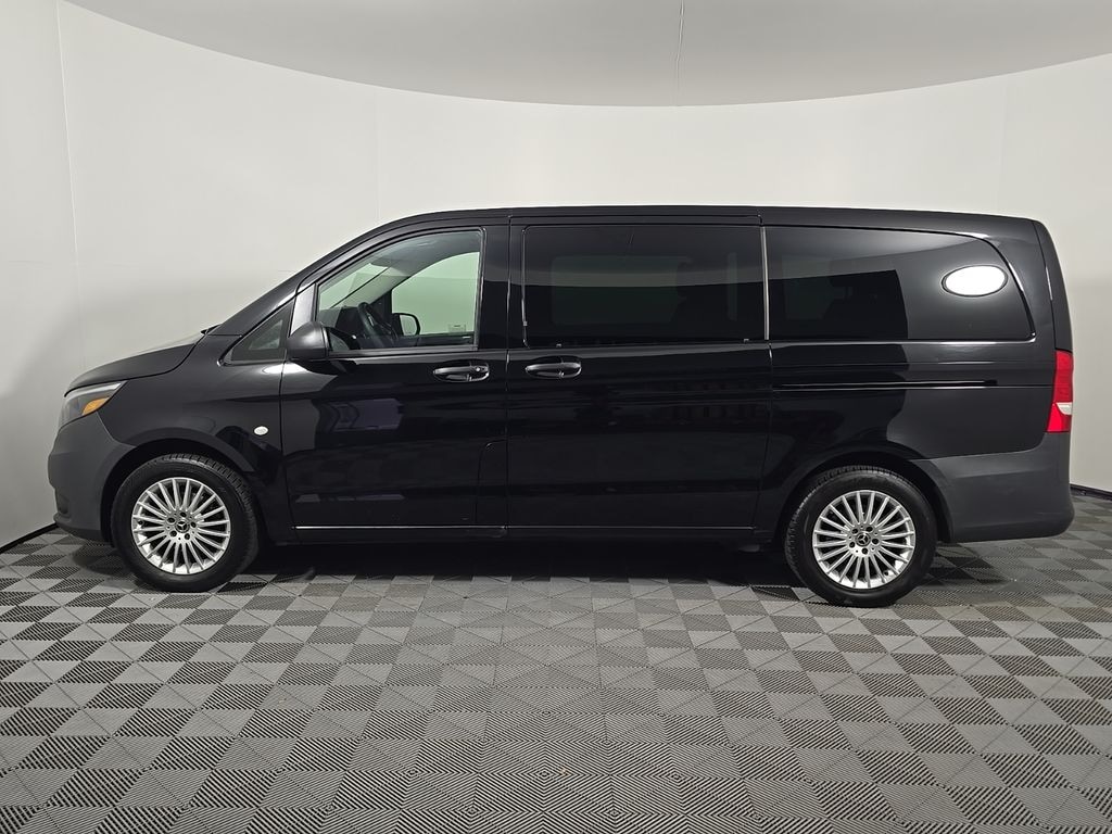Used 2023 Mercedes-Benz Metris Passenger Minivan/Van