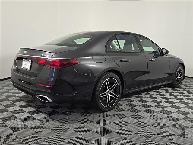 2025 Mercedes Benz E 350 photo 4