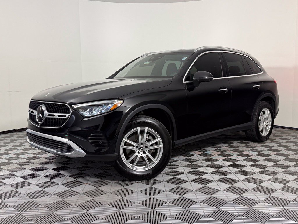 2023 Mercedes-Benz GLC 300