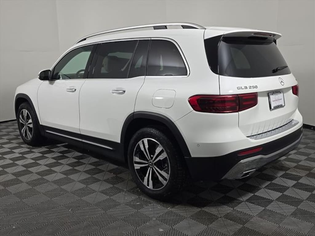New 2026 Mercedes-Benz GLB 250 4MATIC SUV