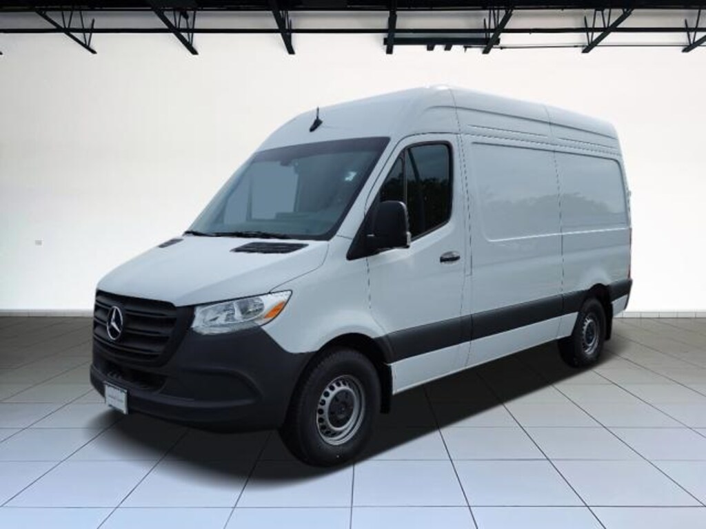 Used 2024 MercedesBenz Sprinter 2500 Auto Milwaukee Wisconsin