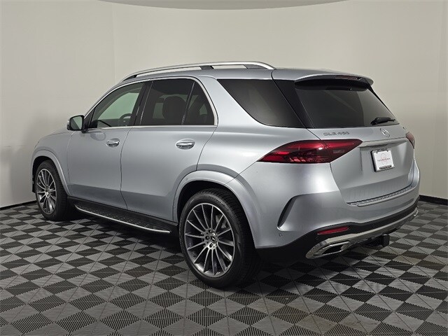 2026 Mercedes Benz GLE 450 4MATIC photo 3