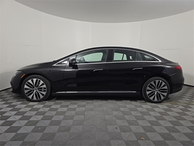 Certified 2024 Mercedes-Benz EQE Base with VIN W1KEG2CB1RF050139 for sale in Waukesha, WI
