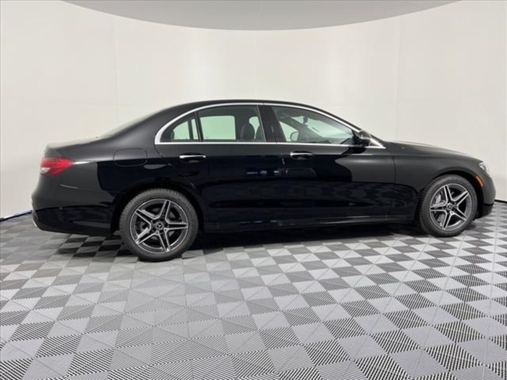 New 2023 MercedesBenz EClass AUTO Milwaukee, Waukesha WI