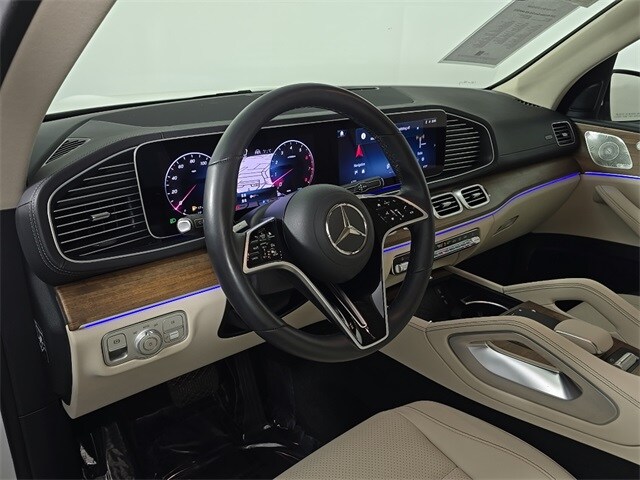 2025 Mercedes Benz GLE 450 4MATIC photo 3