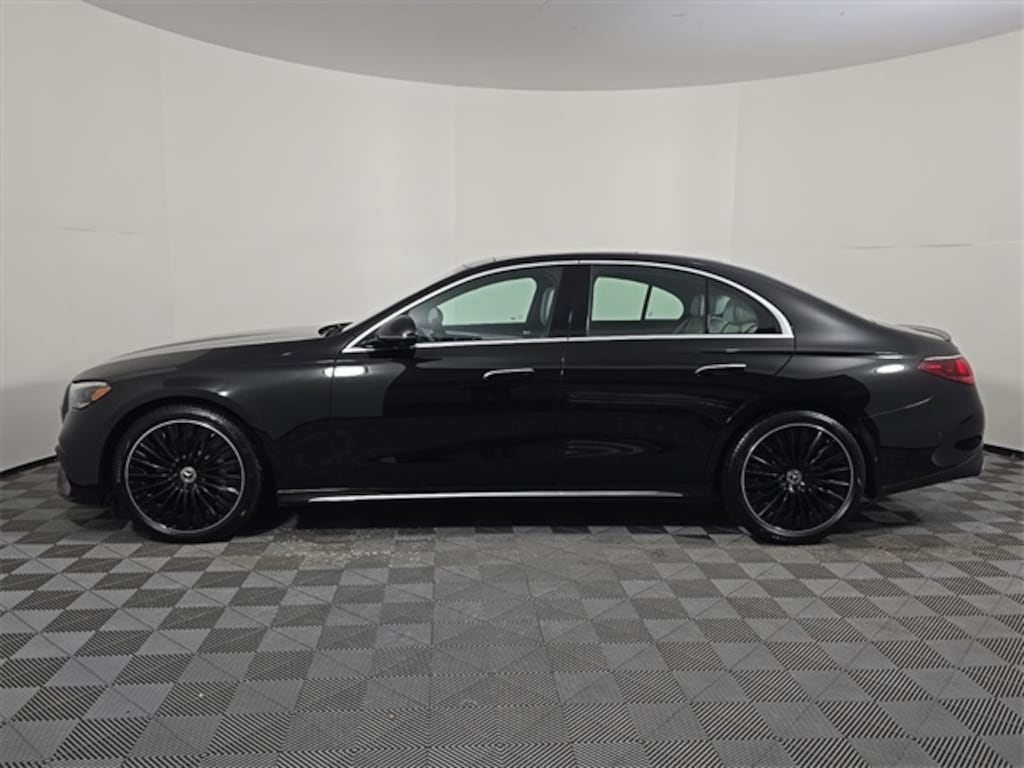 New 2026 Mercedes-Benz E-Class 4MATIC Sedan