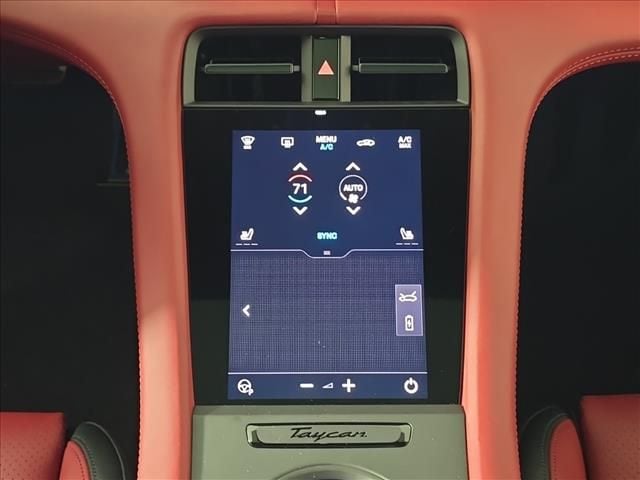 2026 Porsche Taycan GTS - Photo 22