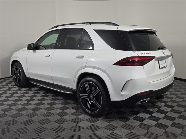 2026 Mercedes Benz GLE 450 4MATIC photo 3