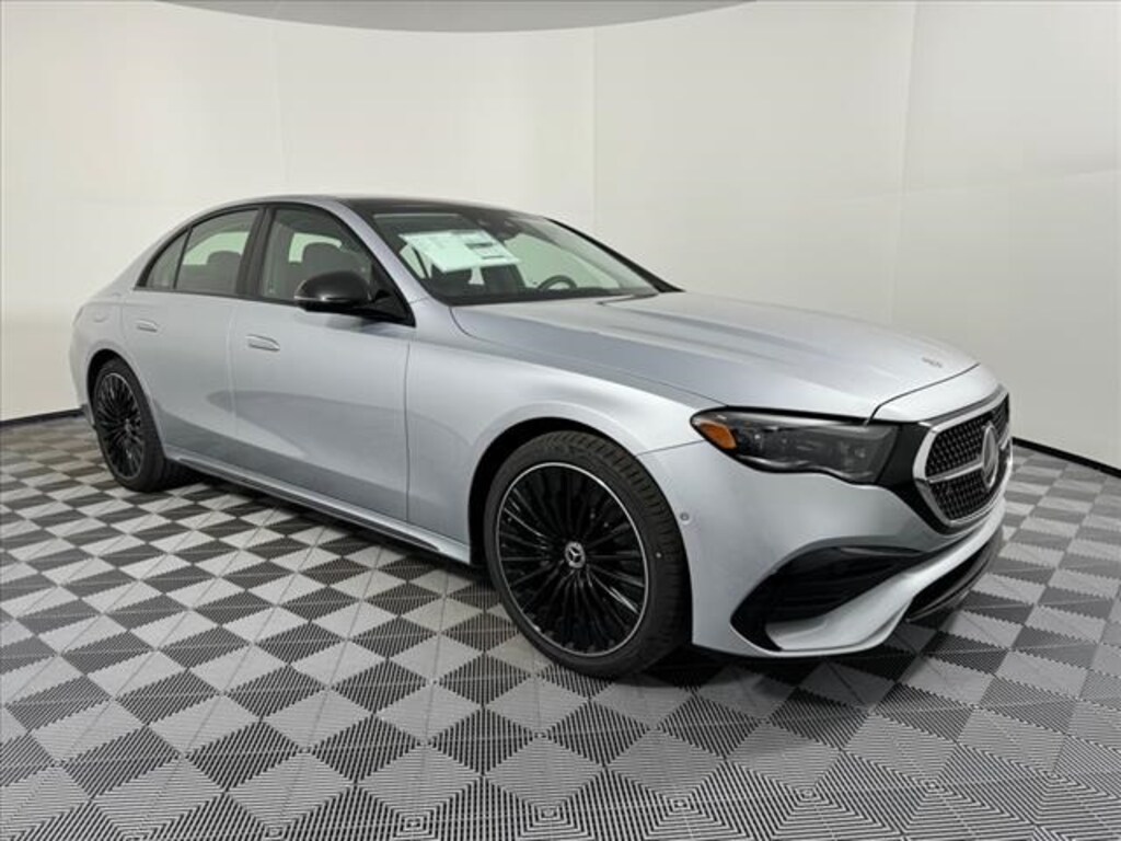 New 2024 MercedesBenz EClass AUTO Milwaukee, Waukesha WI