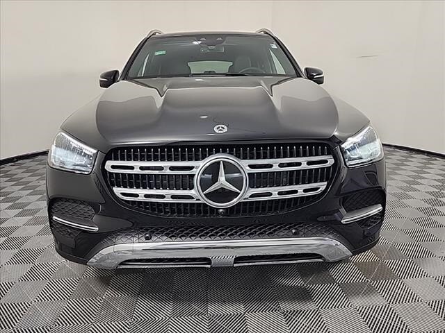 2025 Mercedes Benz GLE 450e 4MATIC photo 2