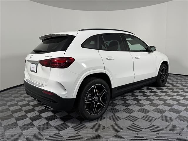 2025 Mercedes Benz GLA 250 4MATIC photo 4